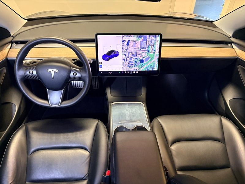 Tesla Model 3 bild 7