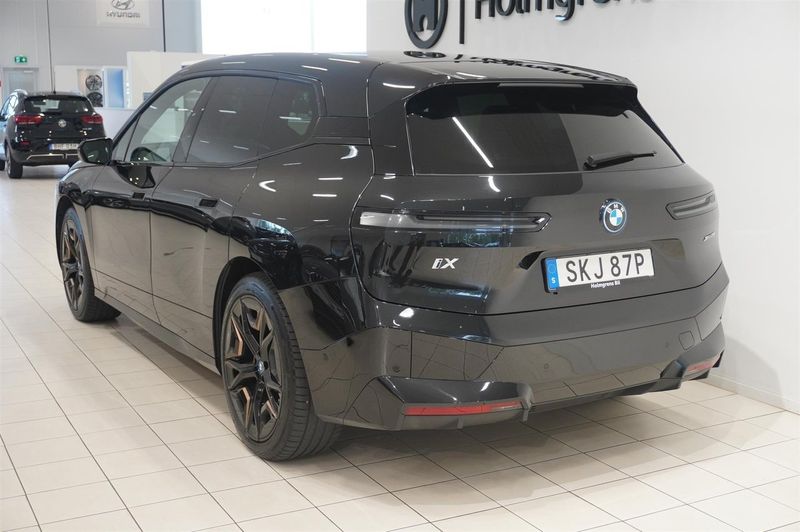 BMW iX bild 5