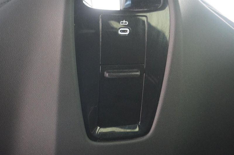 BMW iX bild 9