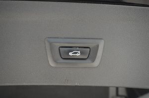 BMW iX bild 19