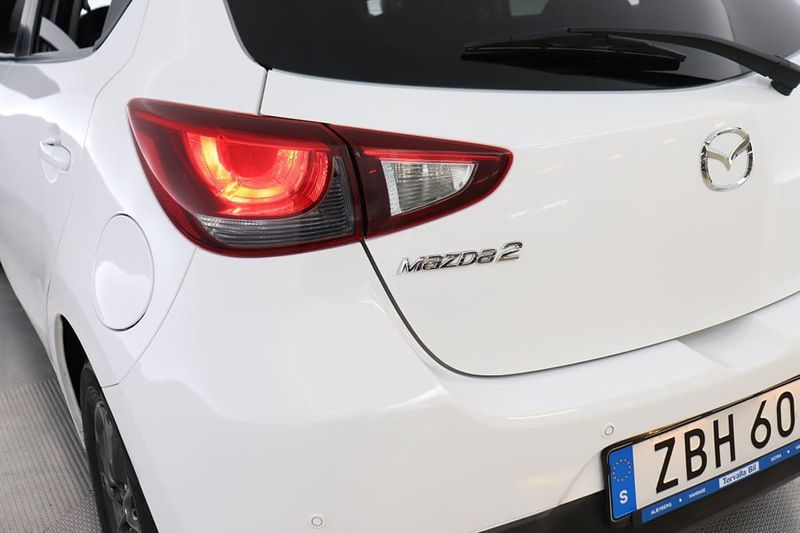 Mazda 2 bild 9