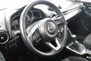 Mazda 2 bild 10