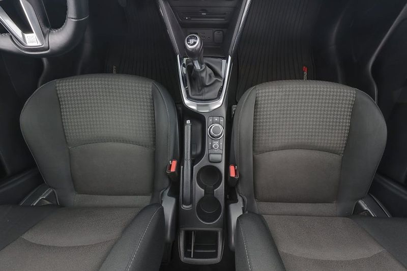 Mazda 2 bild 12