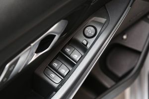 BMW 330 bild 11