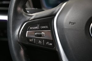 BMW 330 bild 15