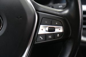 BMW 330 bild 17
