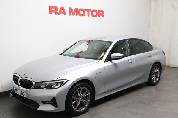 BMW 330 e Sedan 292hk Steptronic Sport line Navi P-Sensorer H/K - 2020