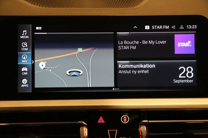 BMW 330 bild 19