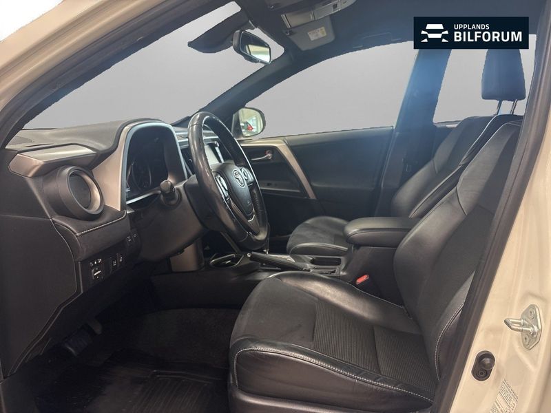 Toyota RAV4 bild 8