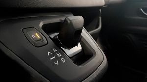 Renault Trafic bild 17