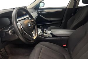 BMW 530 bild 12