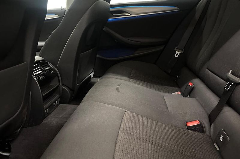 BMW 530 bild 11