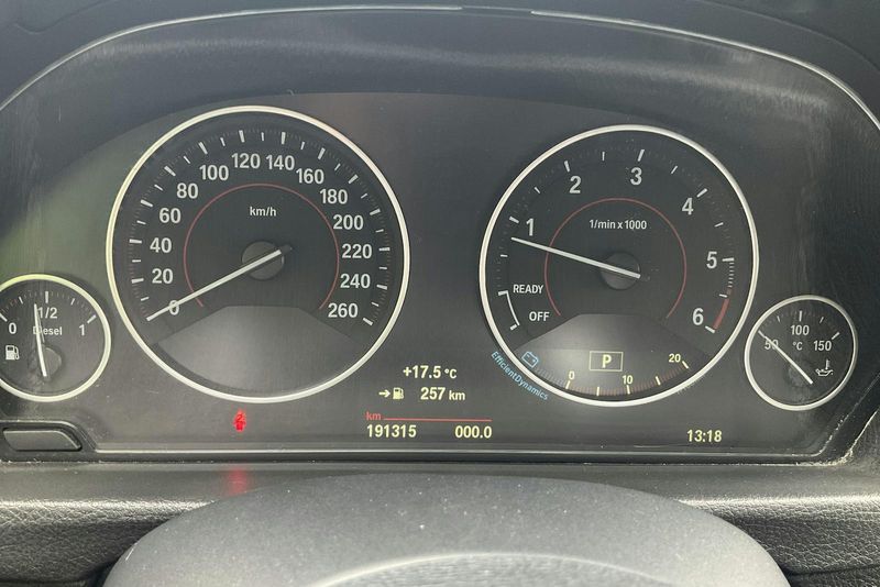 BMW 320 bild 10