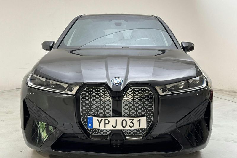 BMW iX bild 4