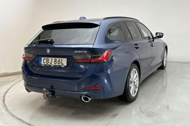 BMW 330 bild 3