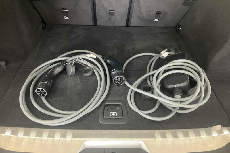 BMW 330 bild 12