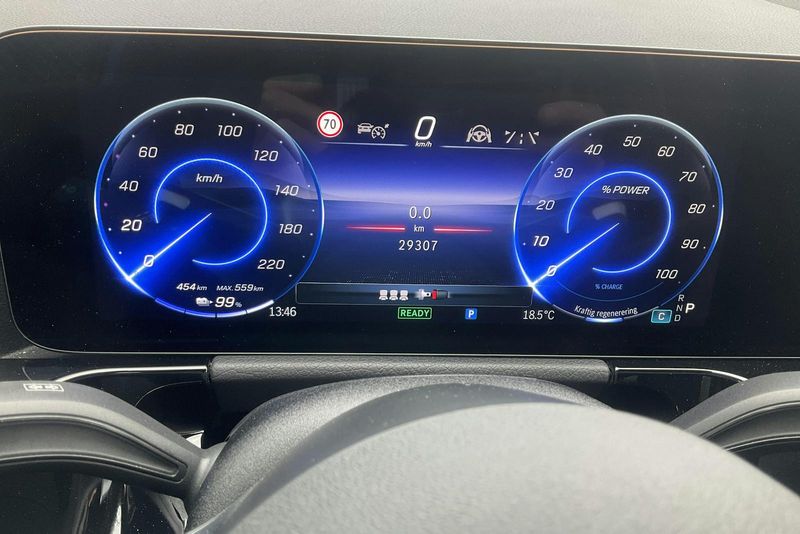 Mercedes EQA250+ bild 10
