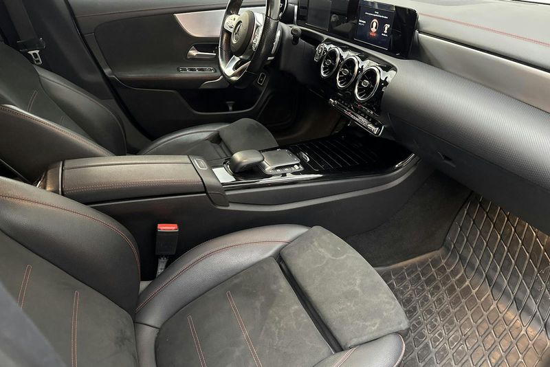 Mercedes CLA250 bild 7