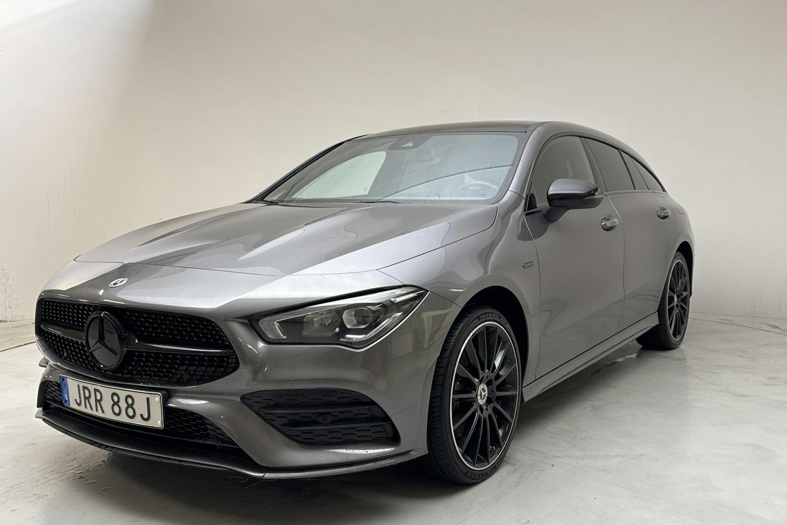 Mercedes CLA250