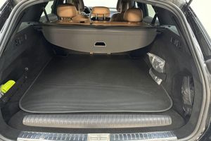 Mercedes E300 bild 9