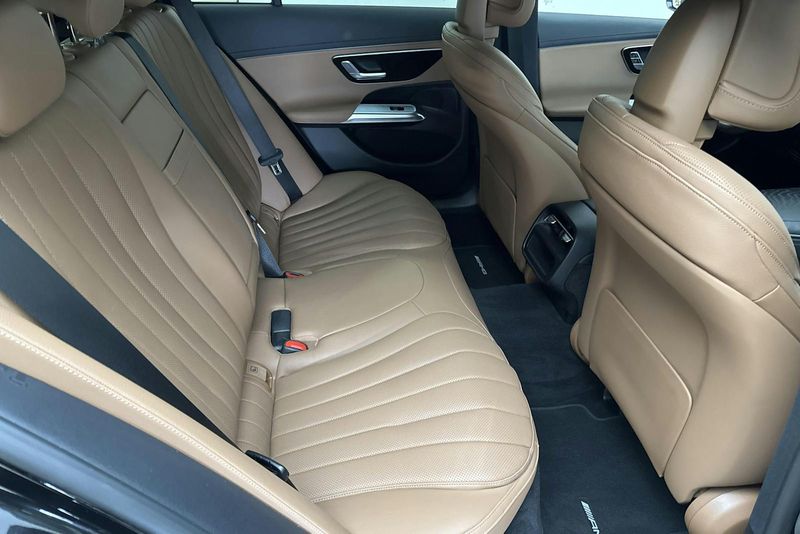 Mercedes E300 bild 8
