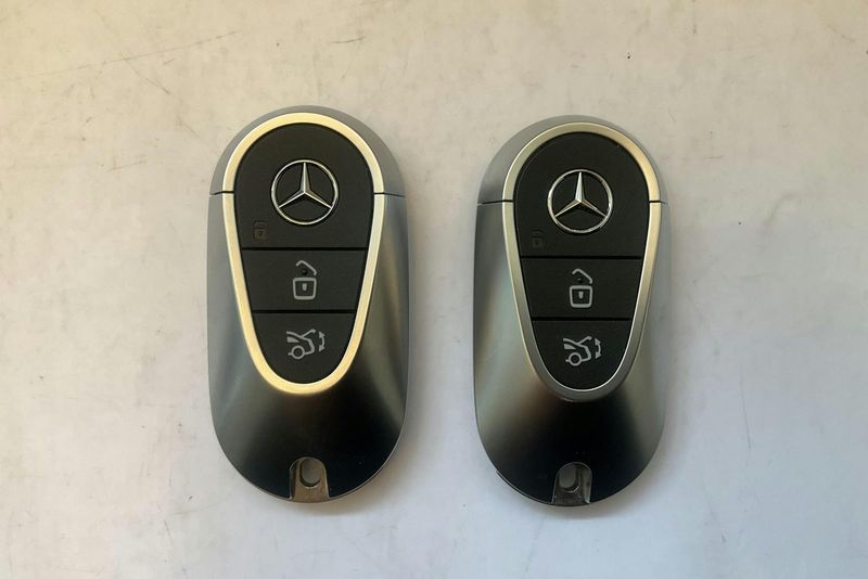 Mercedes E300 bild 16