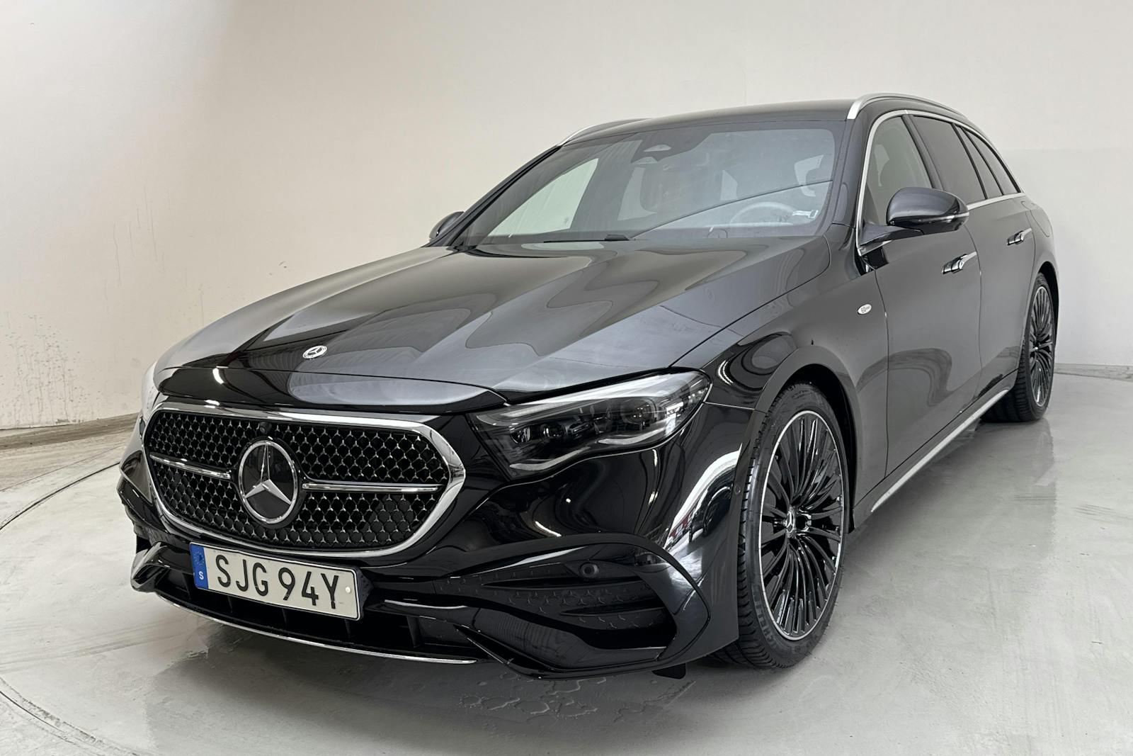 Mercedes E300