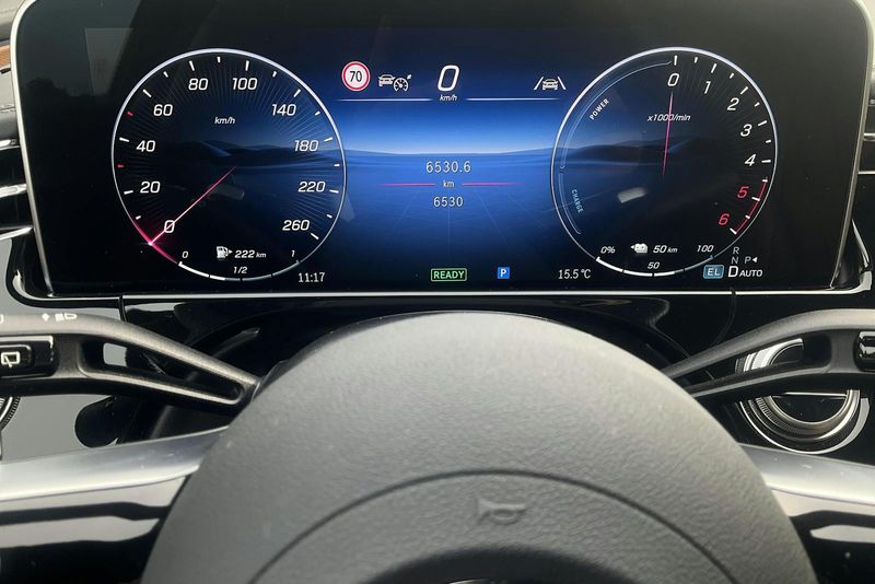 Mercedes E300 bild 10