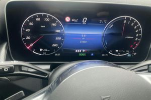 Mercedes GLC300 bild 10
