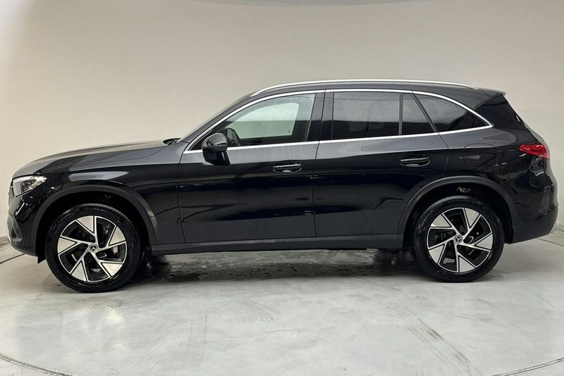 Mercedes GLC300 bild 2