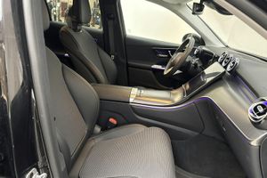 Mercedes GLC300 bild 7