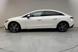 Mercedes EQE350 bild 2