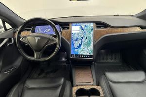 Tesla Model S bild 6