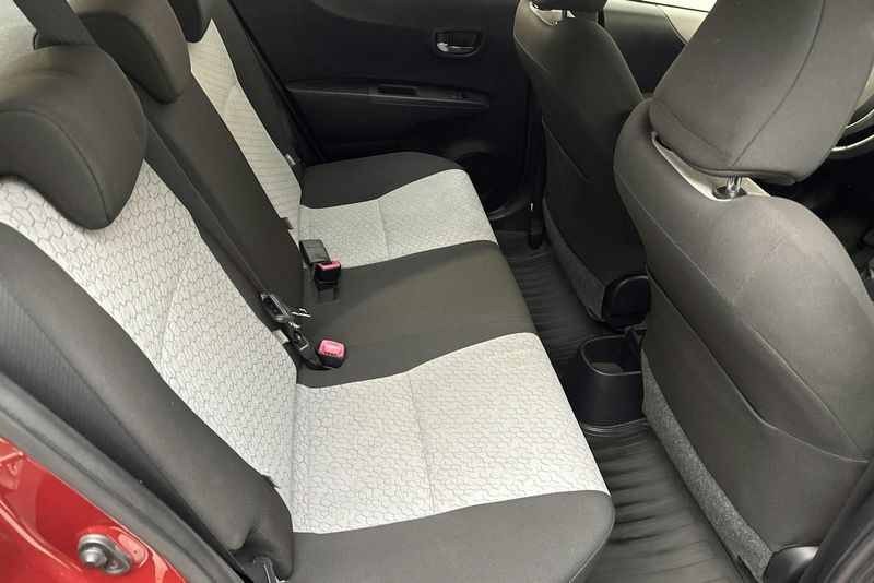 Toyota Yaris bild 8