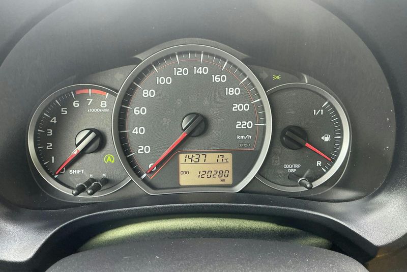 Toyota Yaris bild 10