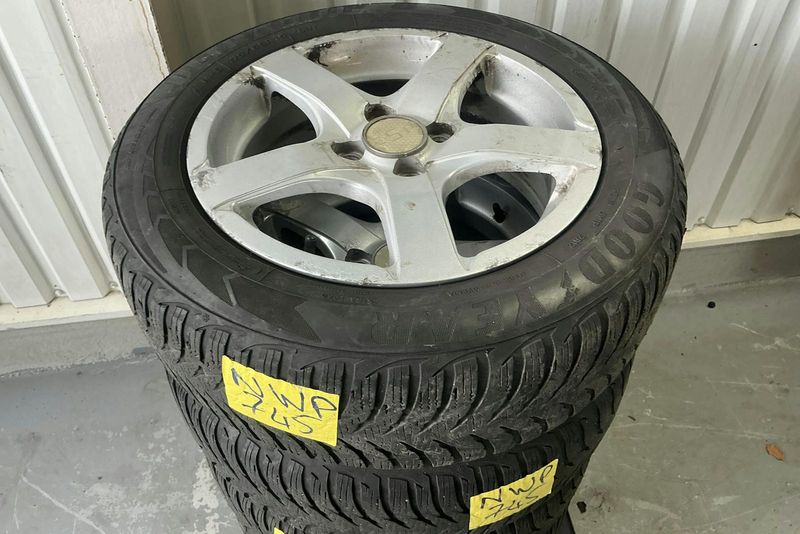 Toyota Yaris bild 12