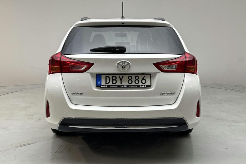 Toyota Auris bild 5