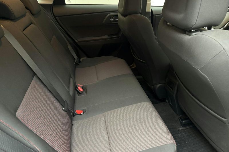 Toyota Auris bild 8