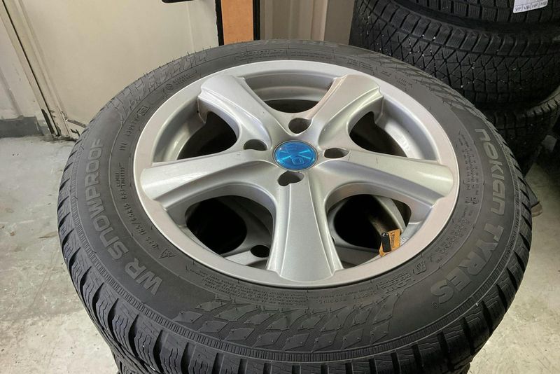 Peugeot 208 bild 12