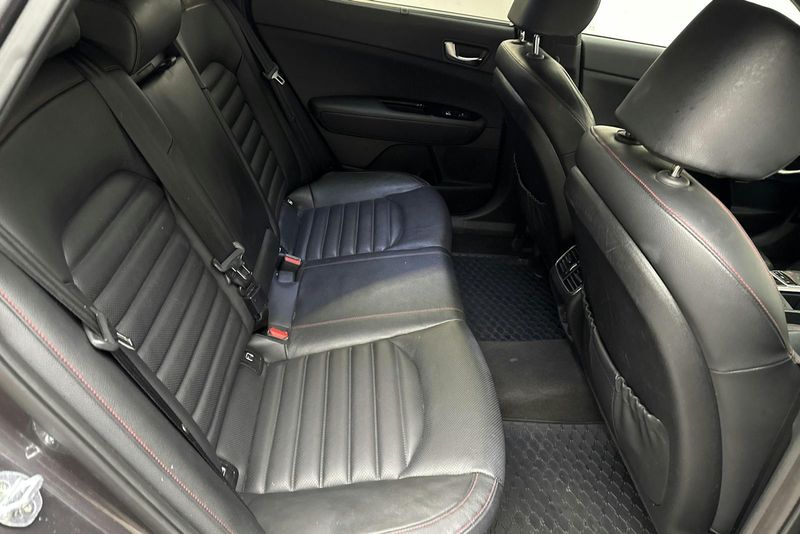 Kia Optima bild 8