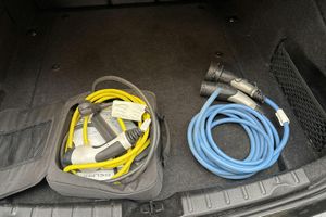 BMW 330 bild 14