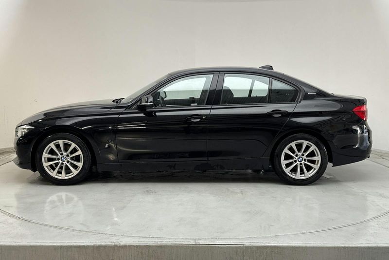 BMW 330 bild 2