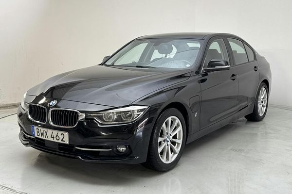 BMW 330 e Sedan, F30 (252hk) - 2018