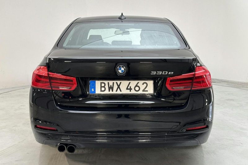 BMW 330 bild 5
