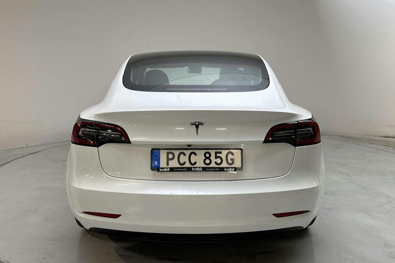 Tesla Model 3 bild 5