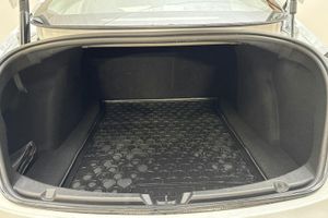 Tesla Model 3 bild 9