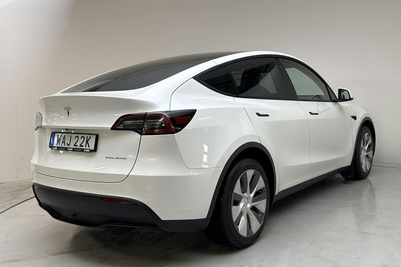Tesla Model Y bild 3