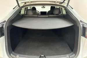 Tesla Model Y bild 9