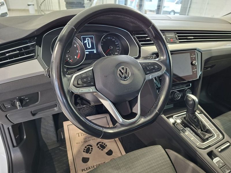 Volkswagen Passat bild 6