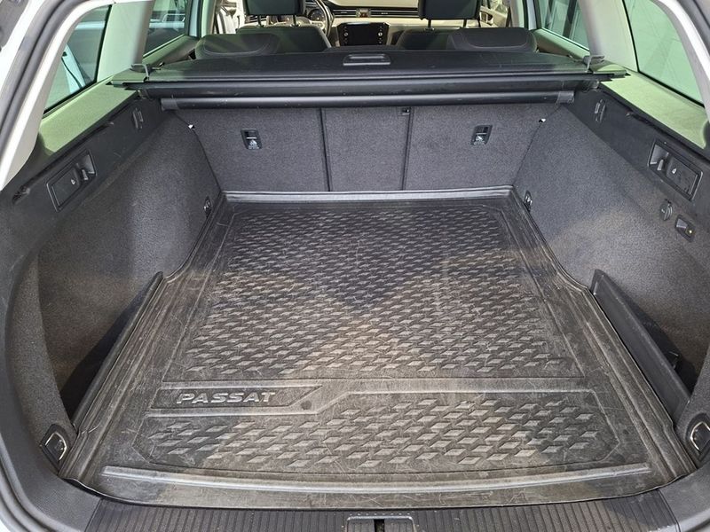 Volkswagen Passat bild 14